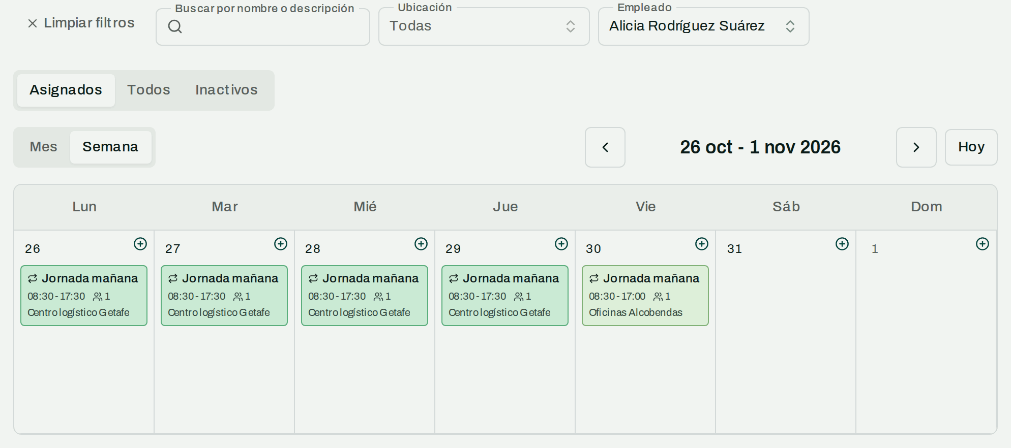 Calendari de torns en vista de setmana, filtrat per una persona i amb la pestanya Assignats. De dilluns a divendres, un torn cada dia amb el seu nom, el seu horari i el centre de treball, i el cap de setmana lliure.